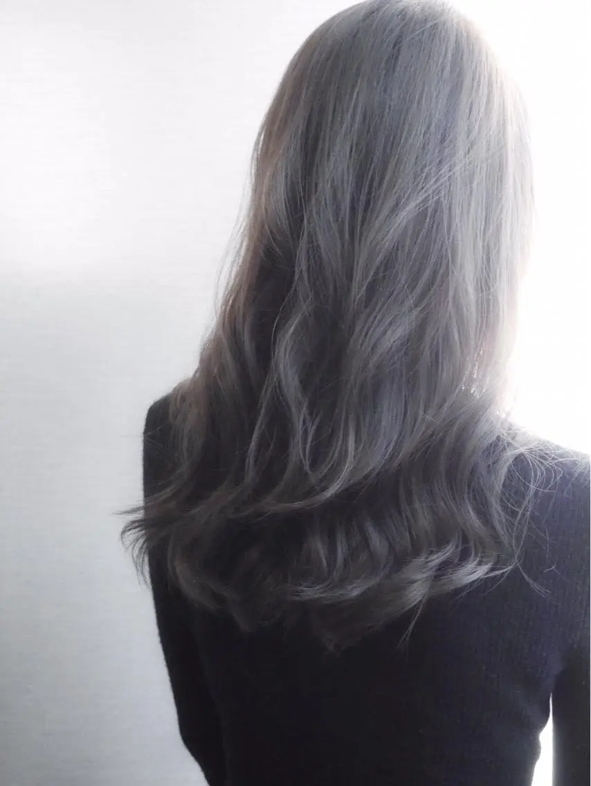 カラー アディクシーカラー ブリーチ 透明感カラー ブリーチなしカラー soelle Hanaのヘアスタイル