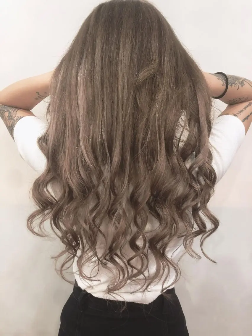 セミロング ハイライト カット ヘアカラー トリートメント レイヤー/エクステ alpha下妻のヘアスタイル