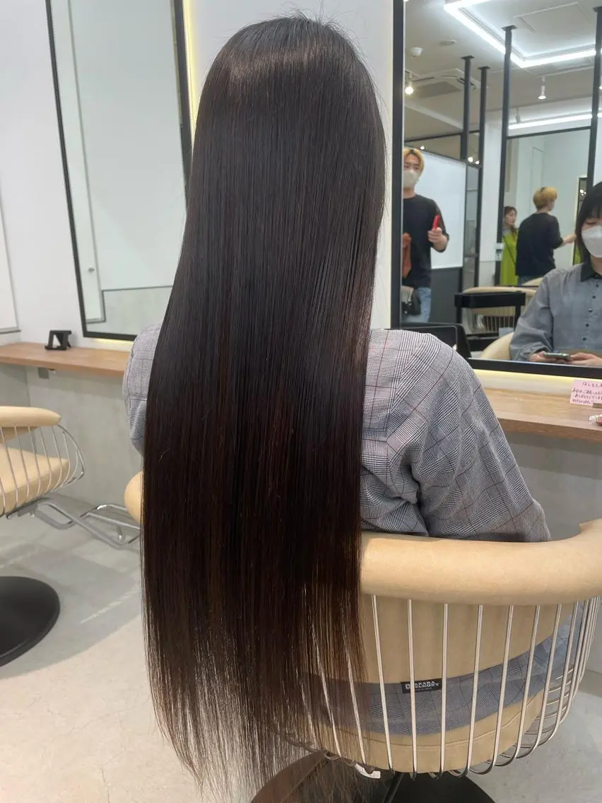 ロング ロング レイヤーカット 瑠輝のヘアスタイル