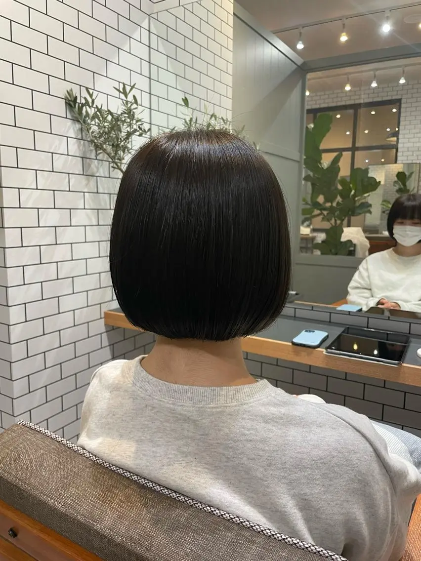 ショート ボブ ハイライト 髪質改善 韓国風ヘア レイヤーカット ✨ハイトーン✨ダブル カラー✨シバサキのヘアスタイル