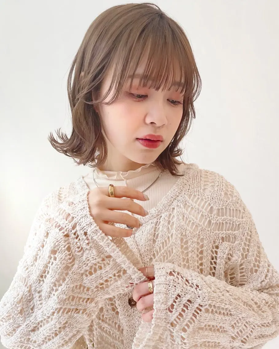 ミディアム 切りっぱなしボブ ボブ 外ハネヘア カット ヘアカラー 【ボブ/個室サロン】 癒し空間mimuraのヘアスタイル