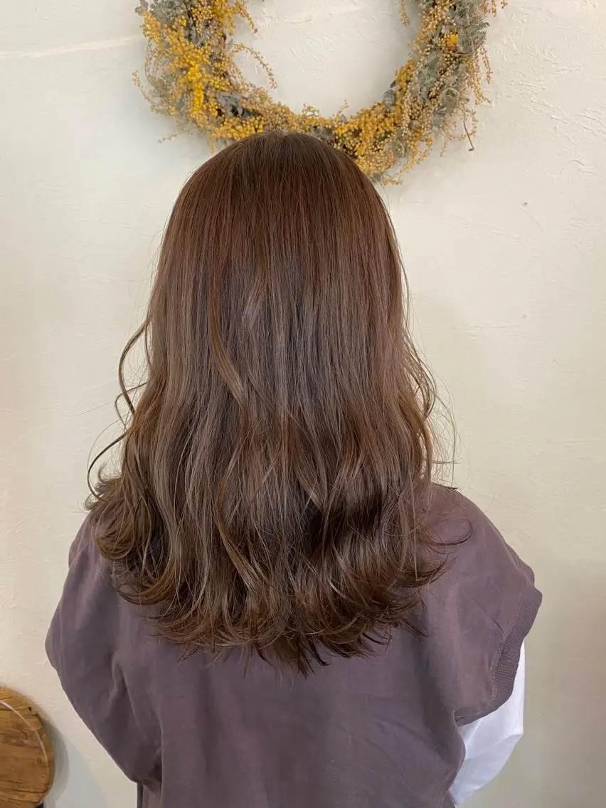 セミロング カラー ブラウンカラー カット ヘアカラー トリートメント ENIF ヤマグチアツコのヘアスタイル