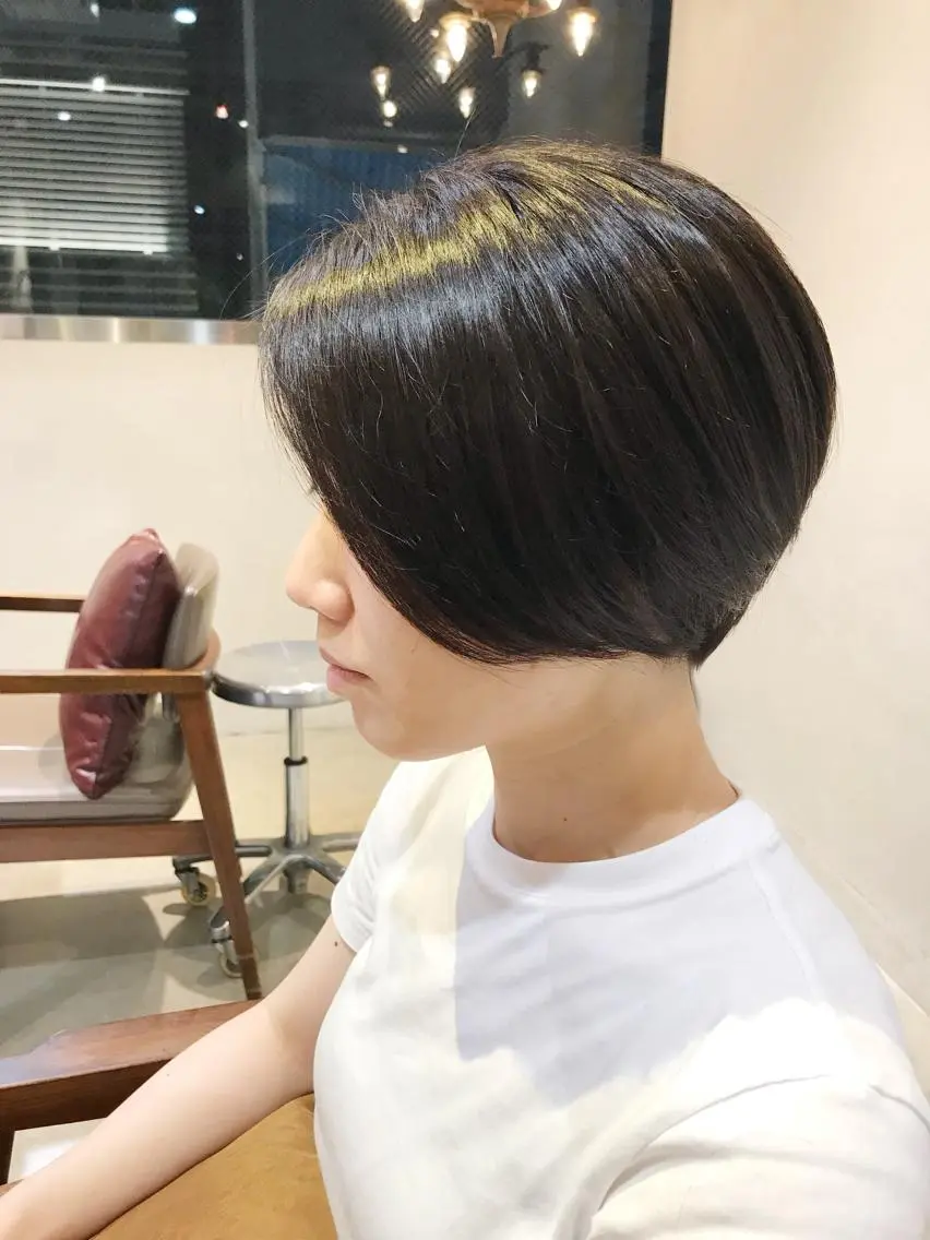 ショート カラー アッシュ ブルーカラー ブルーアッシュ ボブ ショートヘア ヘアカラー トリートメント ヘッドスパ 小林 佳祐のヘアスタイル