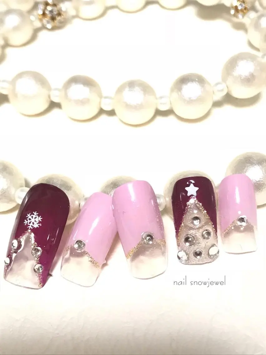ネイル フレンチネイル 冬ネイル クリスマス nail snowjewelのネイルデザイン