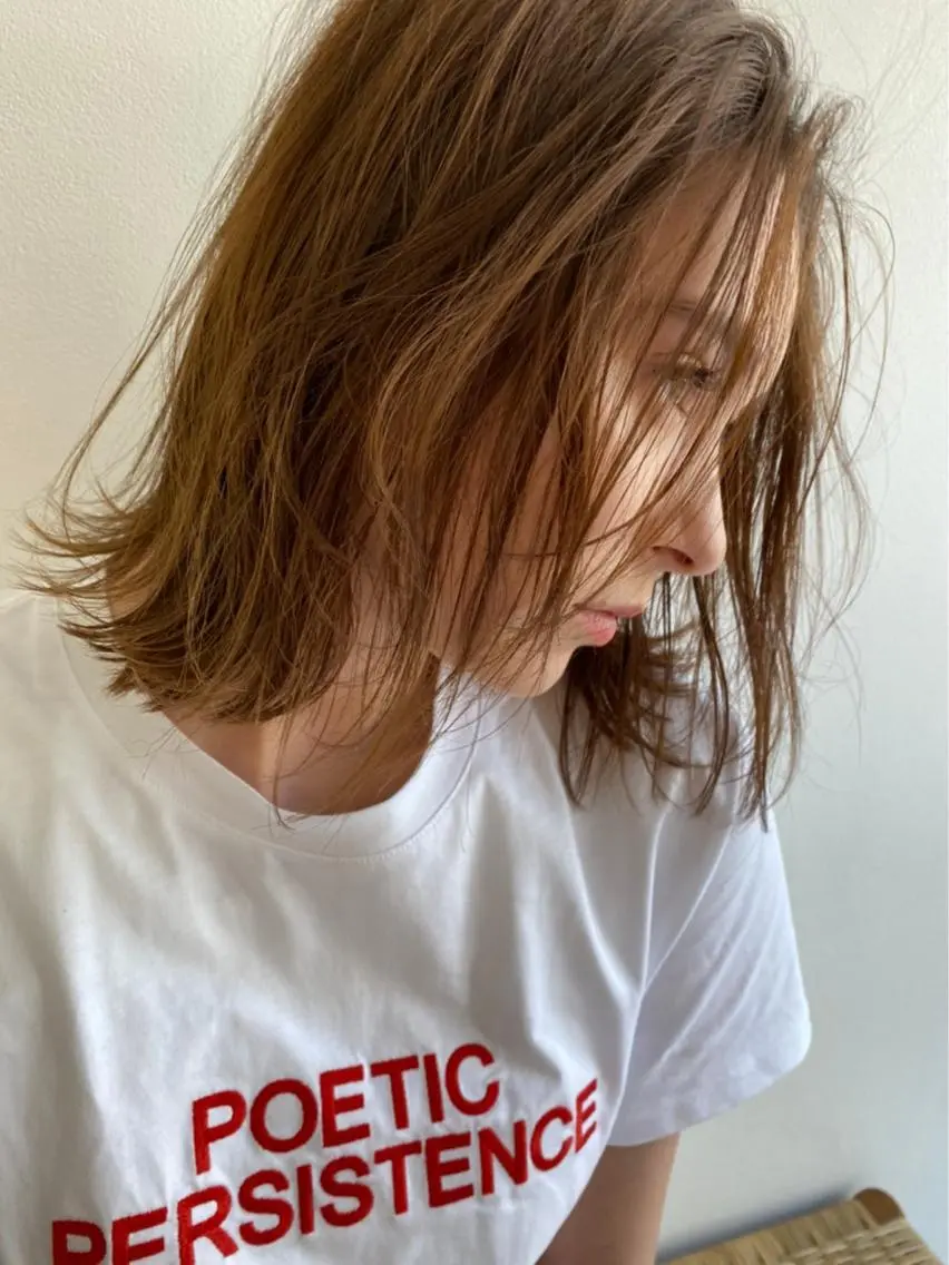 ミディアム カラー パーマ ヘアアレンジ ミディアムパーマ ダブルカラー グラデーションカラー ハイライトカラー イルミナカラー akari ♡のヘアスタイル