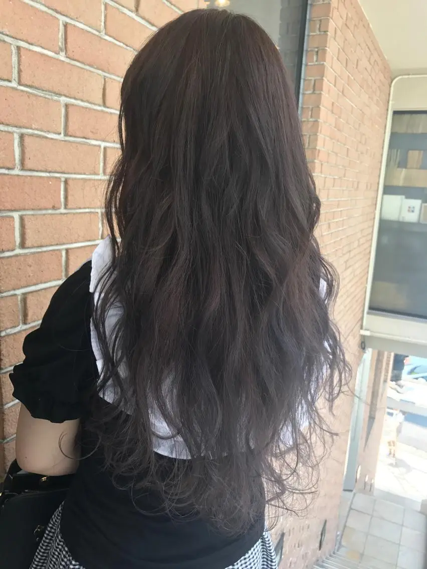 セミロング カラー パーマ ヘアアレンジ メンズ キッズ ネイル マツエク・マツパ ダブルカラー パープルカラー パープル サロンドミルク 原宿のヘアスタイル