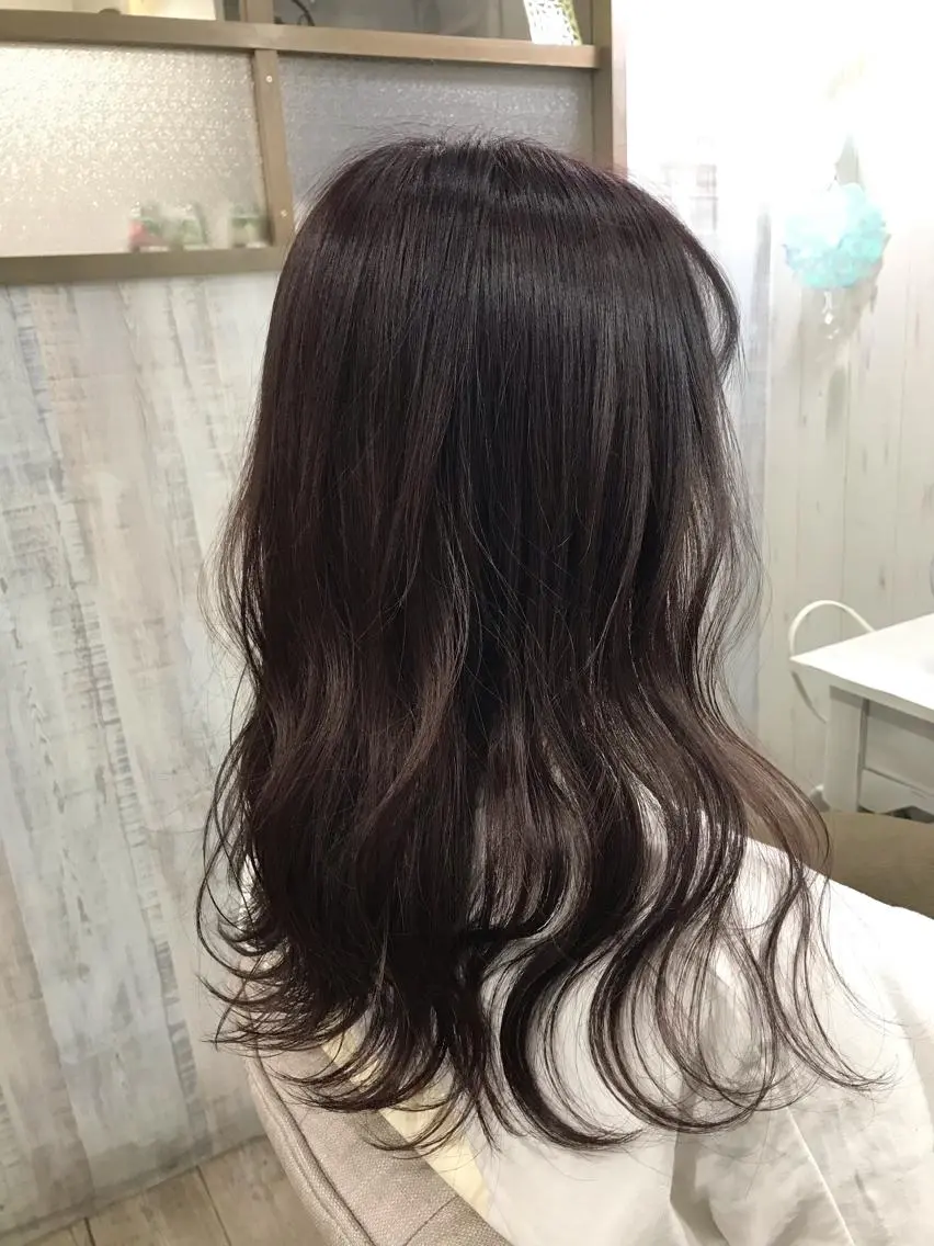 ロング ネモトメイナ🌿 今月末で退職しますのヘアスタイル