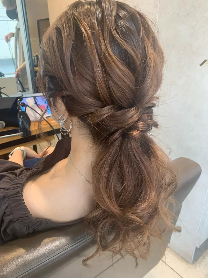 セミロング ヘアアレンジ 美髪✖️似合わせ 🌻ヒトミのヘアスタイル