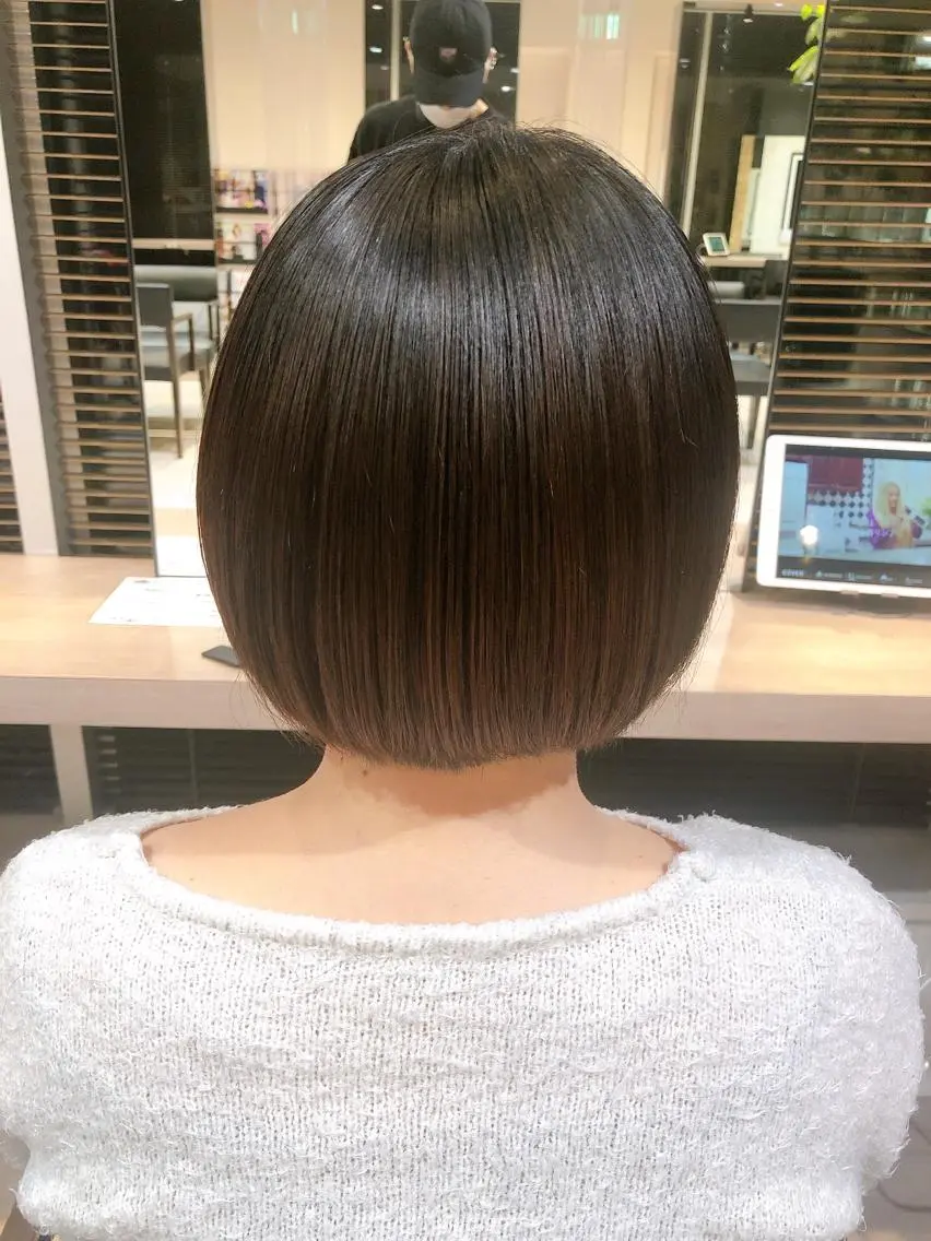 ショート 縮毛矯正 CYNTHIADUE 店長| IRISUのヘアスタイル