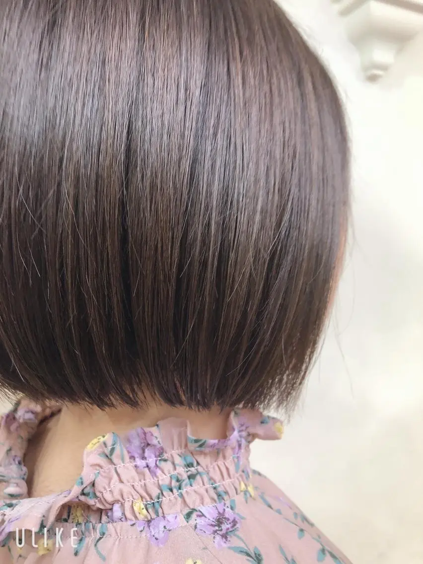 ショート ボブ 杉野 凜のヘアスタイル