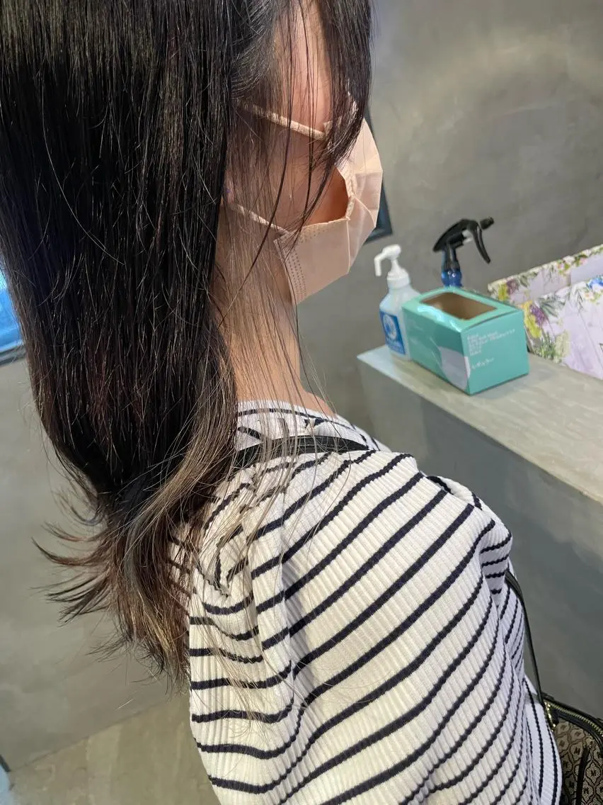 セミロング カラー ギャルの革命児 秀斗のヘアスタイル