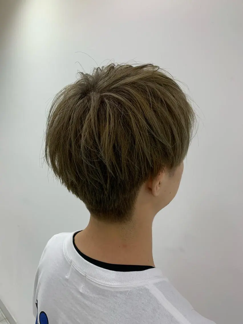カラー メンズ カット 🥀韓国ヘア🥀 宮津真菜のヘアスタイル