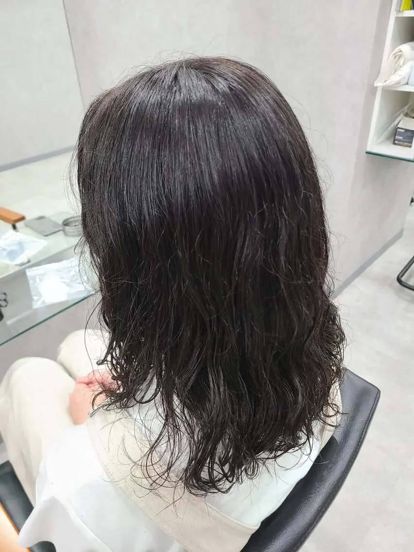 セミロング パーマ セミロングパーマ L'oeuf 山下 アミールのヘアスタイル