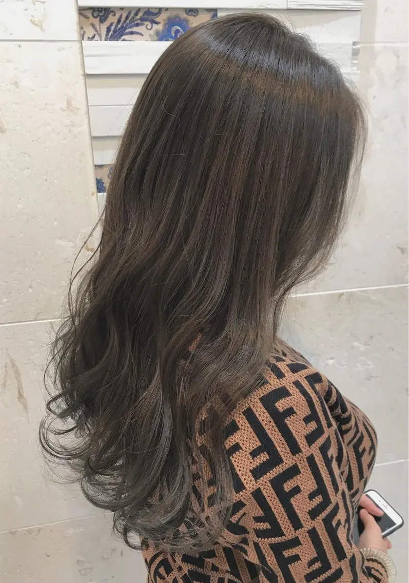 ロング カラー カット ヘアカラー トリートメント 💘カラー人気No. 1💘SAYAのヘアスタイル