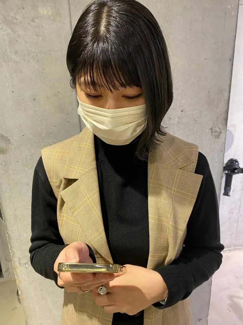 ミディアム カラー グレージュ オリーブグレージュ オリーブグレー ボブ 外国人対応 佐久間のヘアスタイル