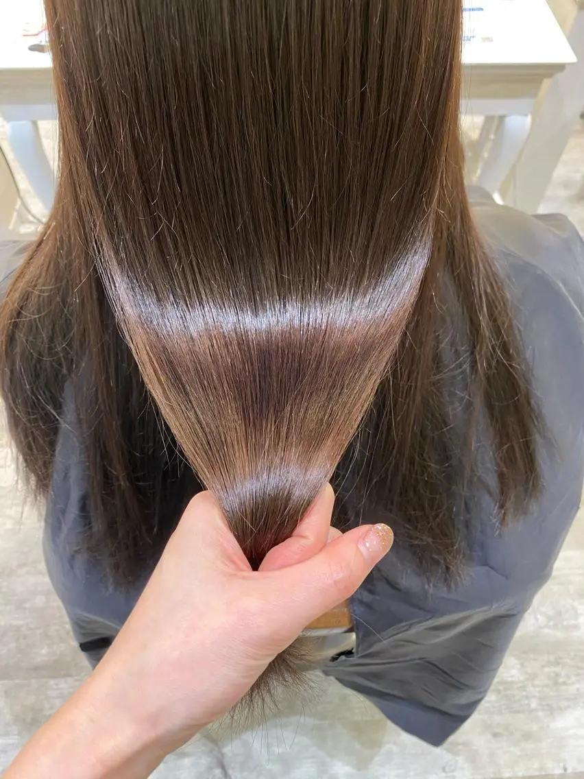 ミディアム 横浜🍒ルーツカラー エクステ／RIEのヘアスタイル