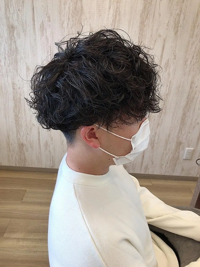 メンズ メンズパーマ波巻き 🌳大森悠登🌳のヘアスタイル
