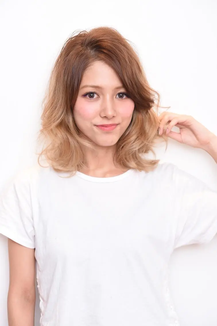 ミディアム カラー グラデーションカラー ヘアカラー トリートメント 高橋 昭雄のヘアスタイル