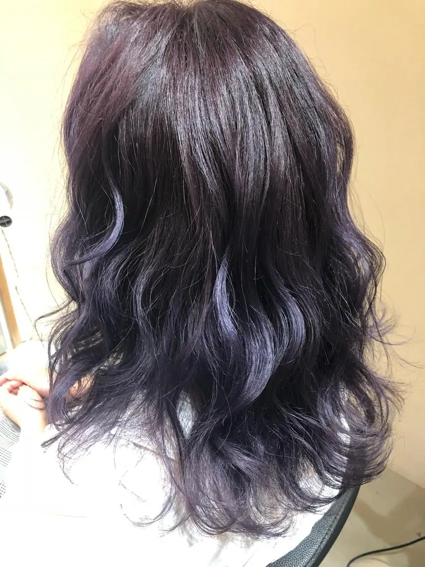 カラー 早川 真幸のヘアスタイル