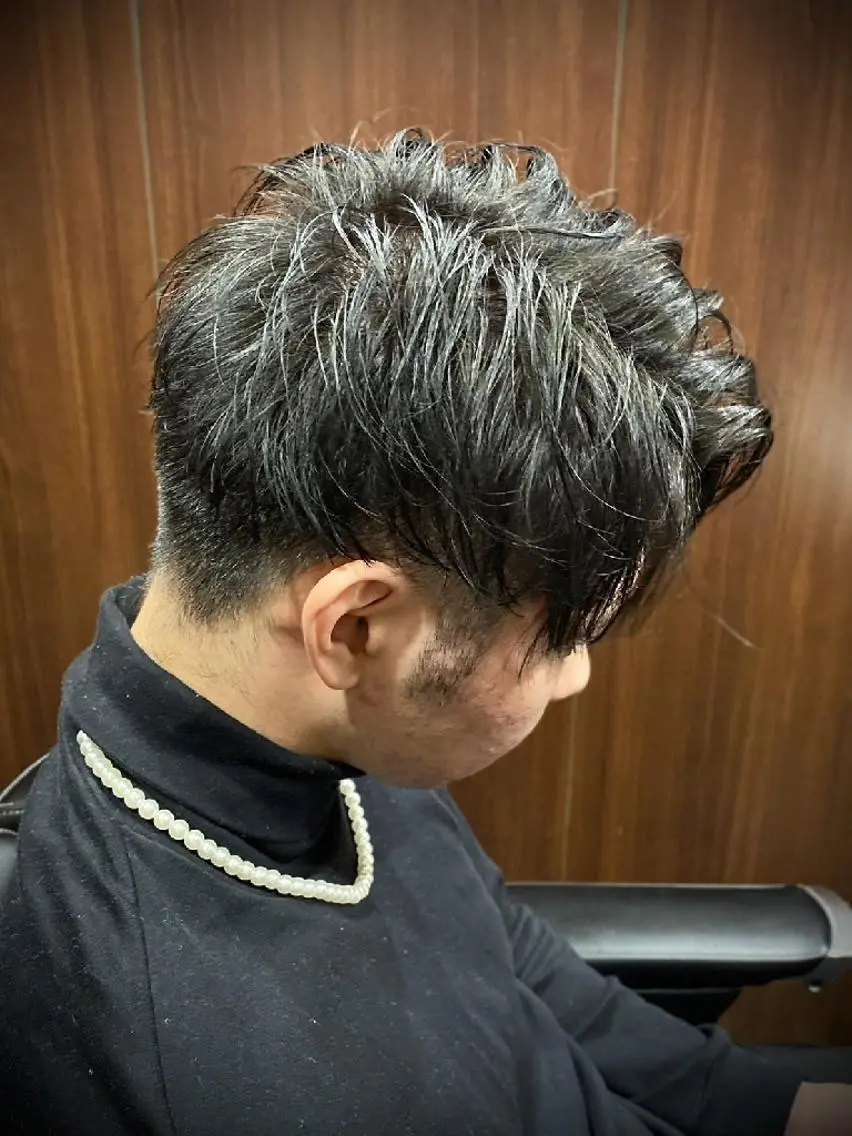 ショート カット 横須賀和也 ヒロ銀座一丁目のヘアスタイル