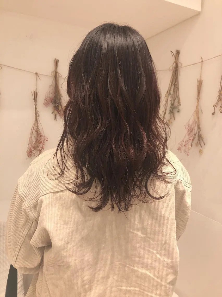 セミロング カラー ボルドーカラー はだゆうき @hadadan08のヘアスタイル