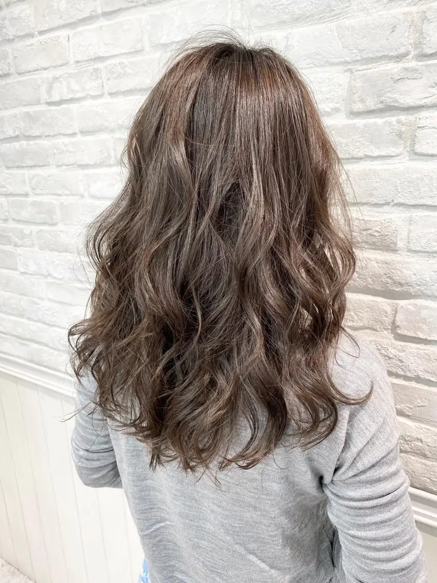 セミロング 白井 秀太郎のヘアスタイル
