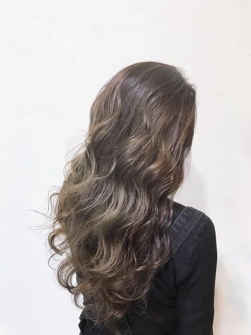 ロング カラー 天野 開のヘアスタイル