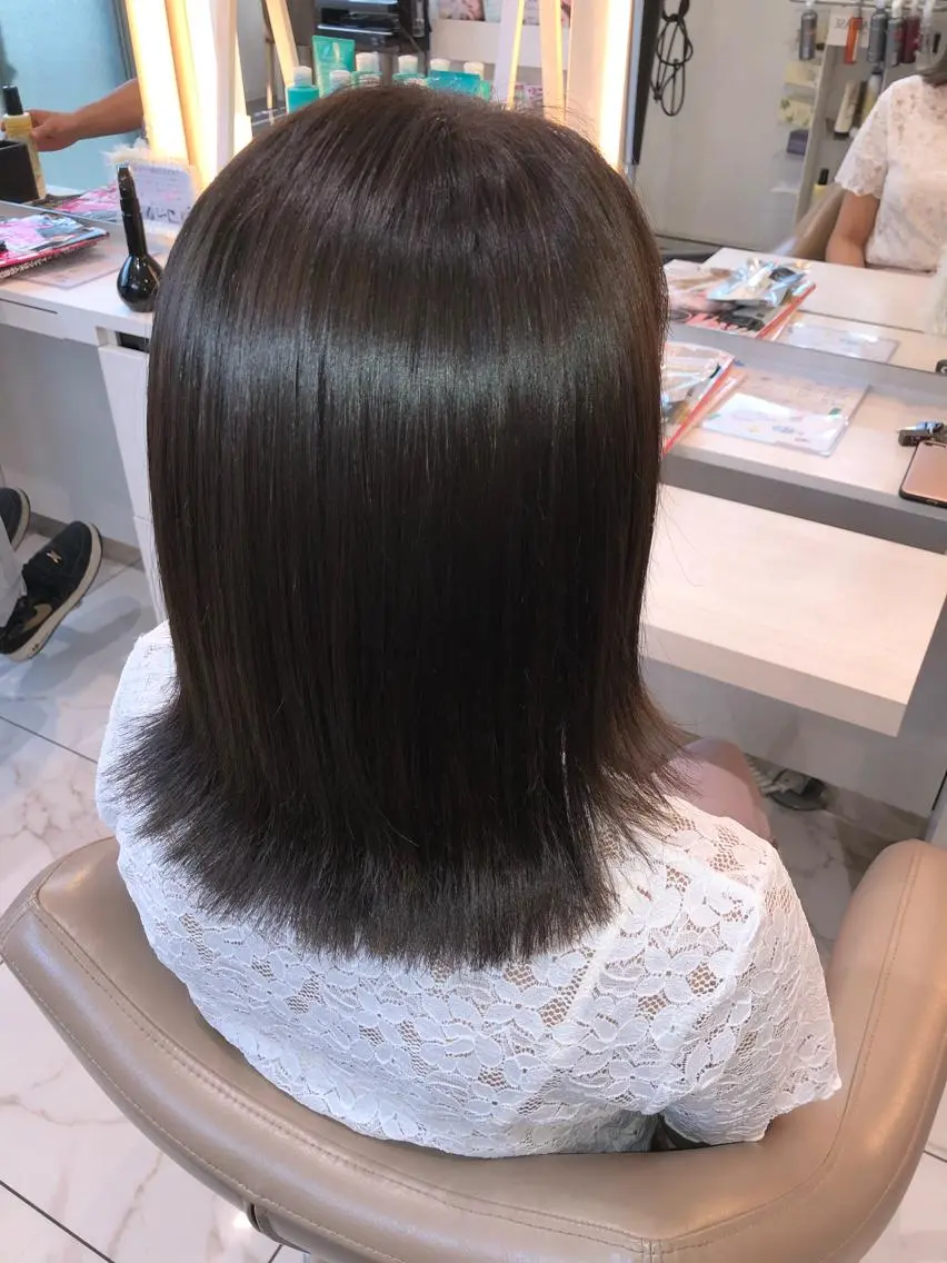 ミディアム パーマ 髪質改善 縮毛矯正 ストレートパーマ 安井　昴 💫ブリーチ縮毛矯正のヘアスタイル