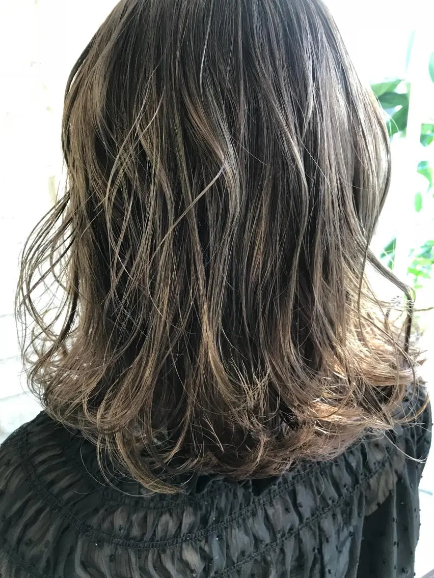 セミロング カラー パーマ メンズ キッズ マツエク・マツパ レイヤー&カラー 人気美容師倉崎涼のヘアスタイル