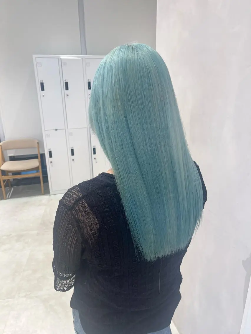 セミロング カラー 🦋レイヤーカット ミドリカワ🦋のヘアスタイル