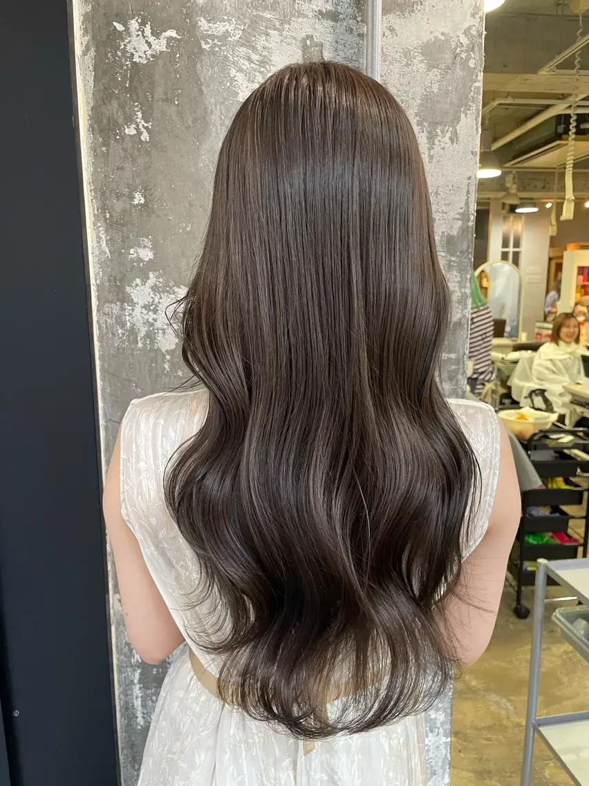 ロング カラー ヘアアレンジ 髙塚碧🇰🇷 韓国ヘア🎗️のヘアスタイル