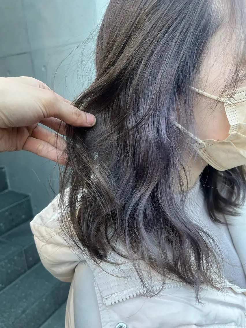 ミディアム カラー イヤリングカラー カット ヘアカラー トリートメント 原宿サロン代表 デザインカラー伊藤卓のヘアスタイル