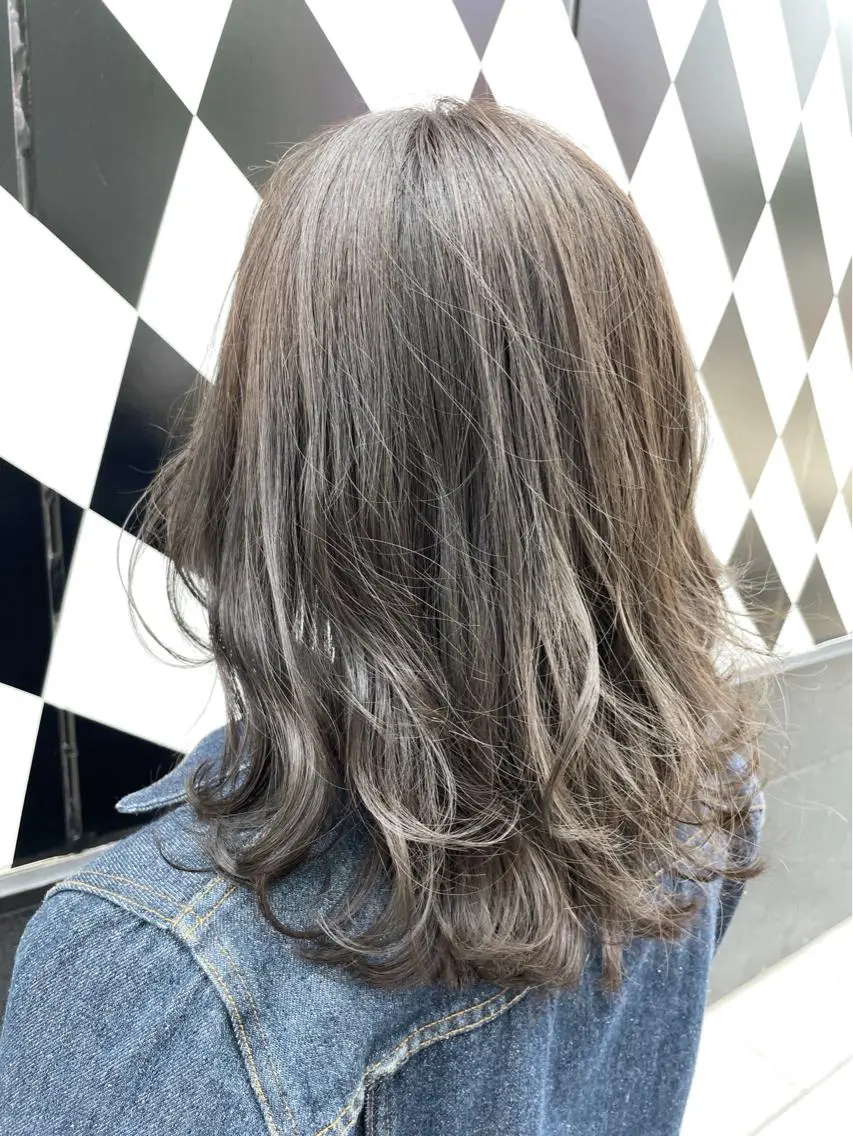 ミディアム カラー ご新規様限定 透明感カラーKANAのヘアスタイル