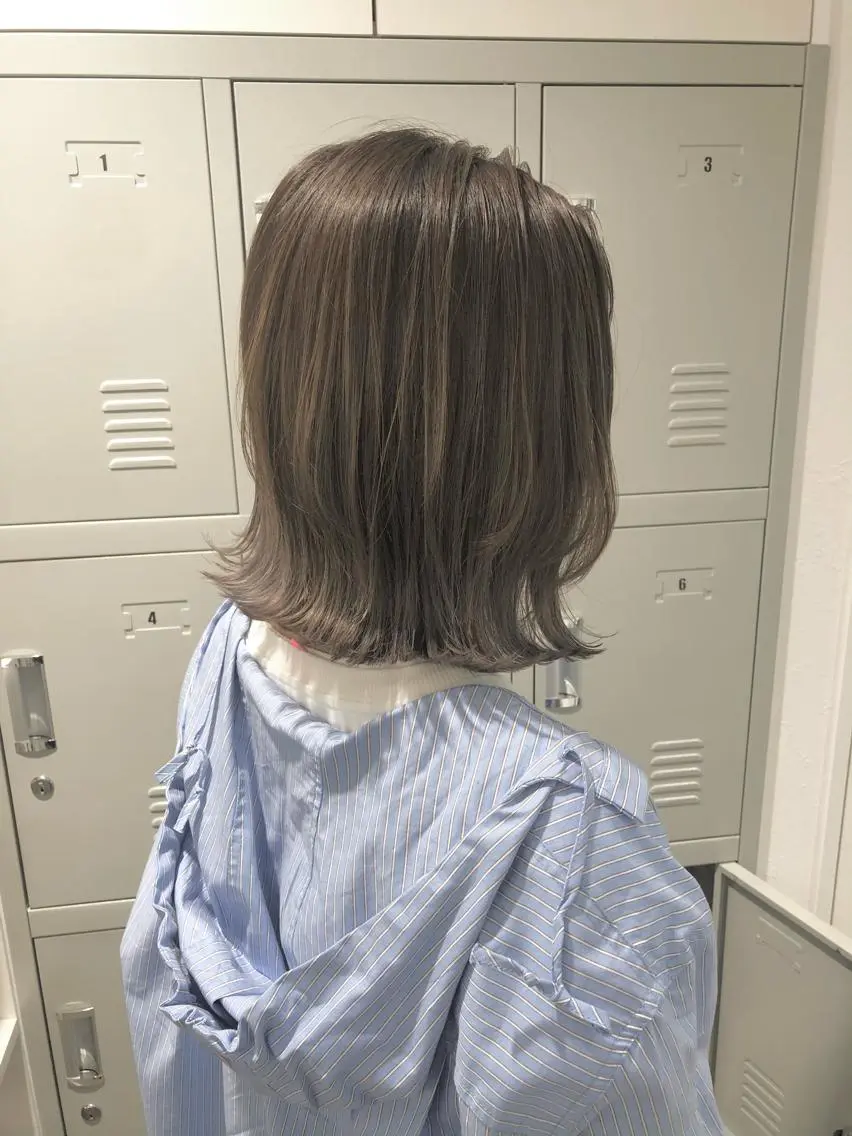 ミディアム カラー ハイライトカラー ハイライト ヘアカラー 🤍2nd🤍田所 美希のヘアスタイル