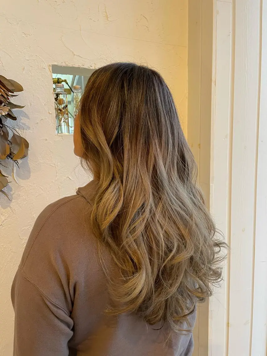 ロング カラー ヘアカラー 🌸小掛🌸 豊橋外国人風カラーのヘアスタイル