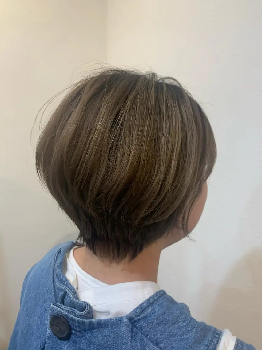 ショート カット ヘアカラー 【ANSWER】 渡辺カリン🌼のヘアスタイル