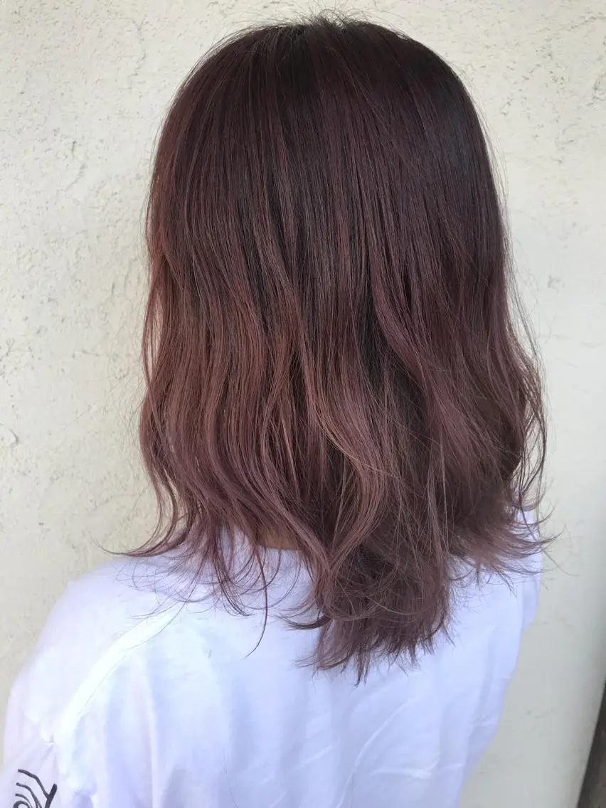 ミディアム カラー バレイヤージュ レイヤーカット 艶髪育成サロン 京橋　shinのヘアスタイル