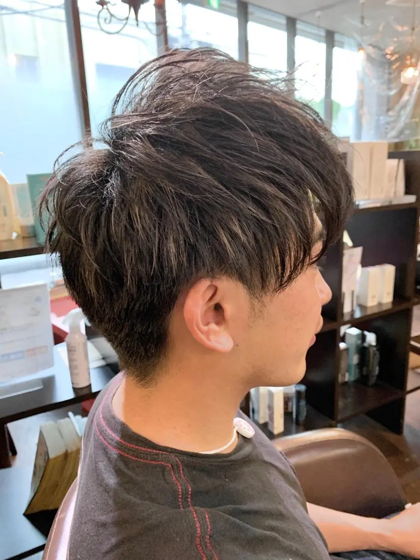 ミディアム メンズ ヘアカラー ナカジマ ハルカのヘアスタイル