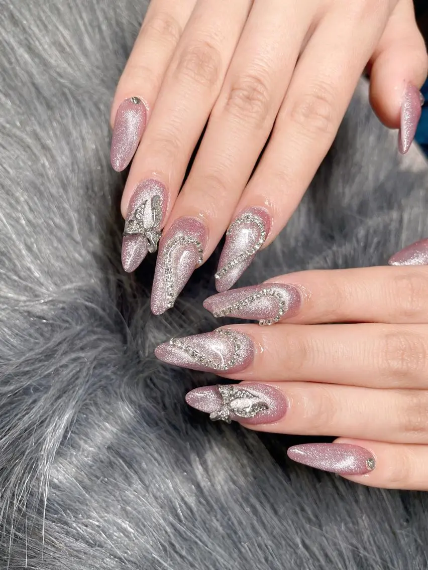 ロング ネイル マグネットネイル ハンドネイル 《LB》ラブリエ Nail&eyeのマツエク・マツパデザイン