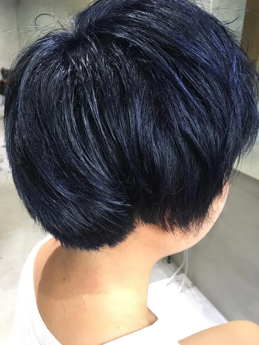 ショート カラー ブルーカラー ネイビーカラー くまがい みゆ【edge.】のヘアスタイル