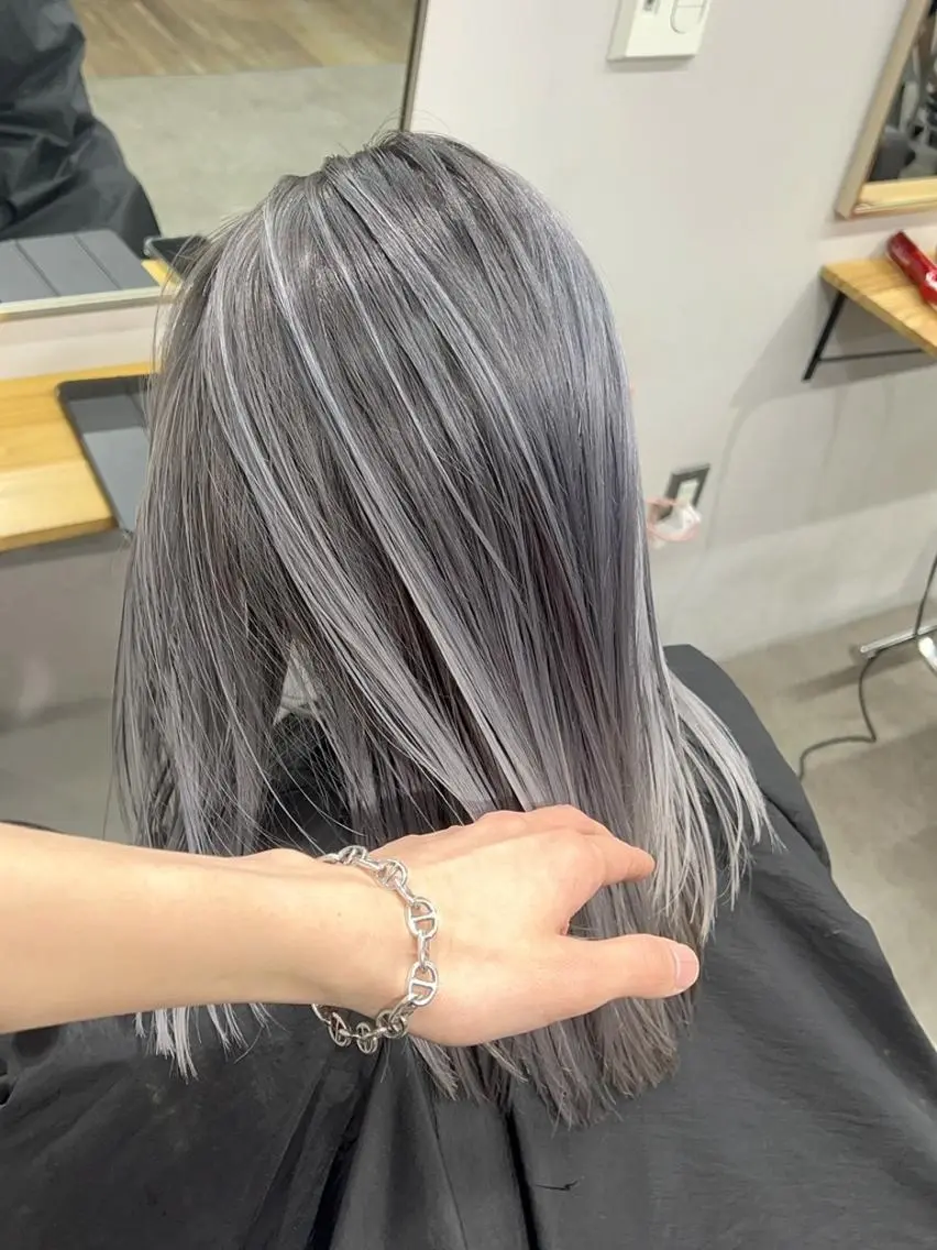 ミディアム カラー ブリーチ ダブルカラー ✨【公式】 juhl.横浜✨のヘアスタイル