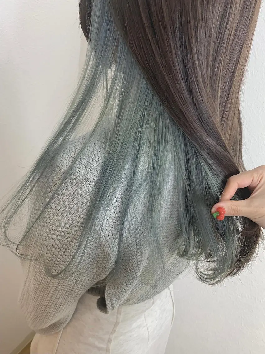 セミロング カラー ブルーカラー 遠藤沙也加 /レイヤーカットのヘアスタイル