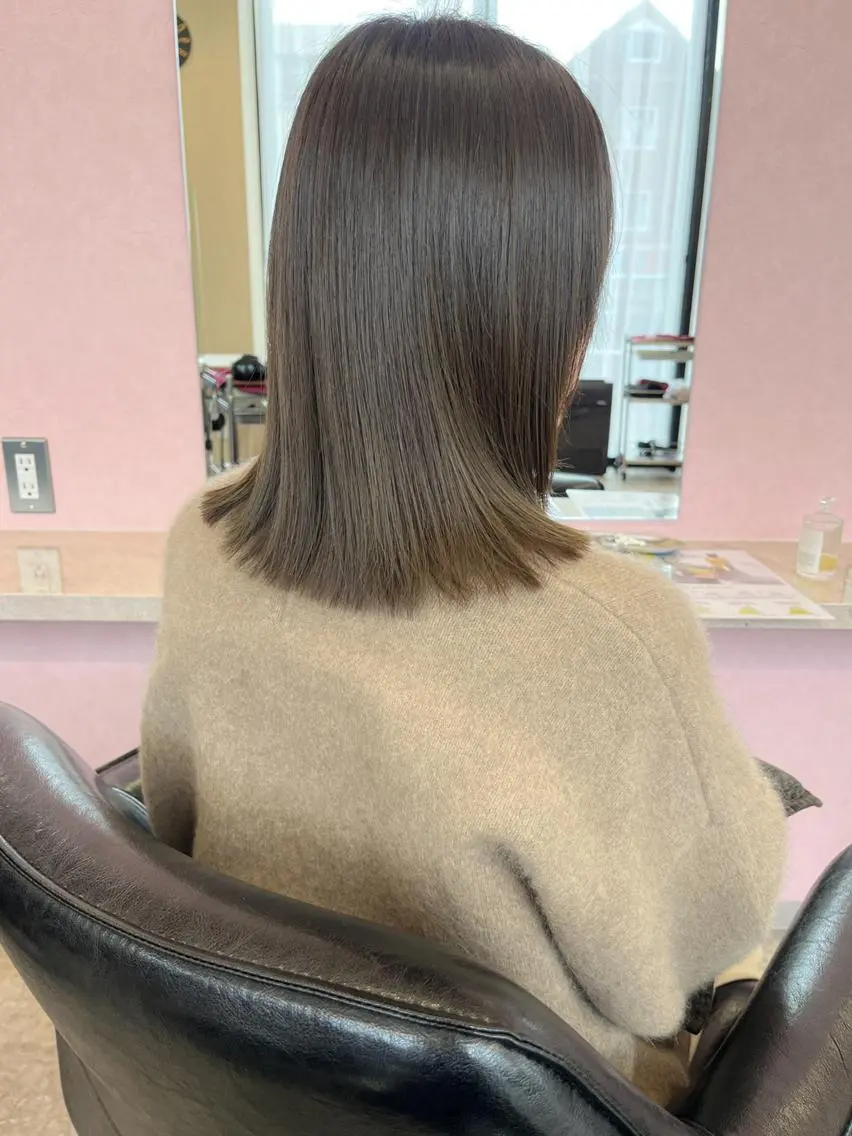 セミロング カット 縮毛矯正 MATTY yoshika 🐻のヘアスタイル