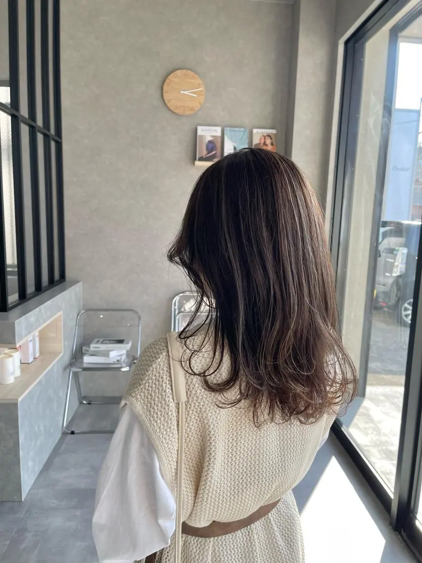 ミディアム カラー 一ノ瀬 暁のヘアスタイル