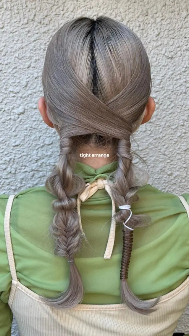 ヘアアレンジ niconail 🧣ayu 📍烏山のネイルデザイン