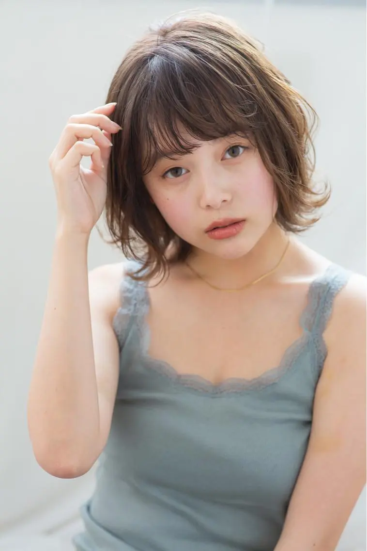 ミディアム カラー 💁♂️メンズカッ トパーマ💈大田涼華のヘアスタイル