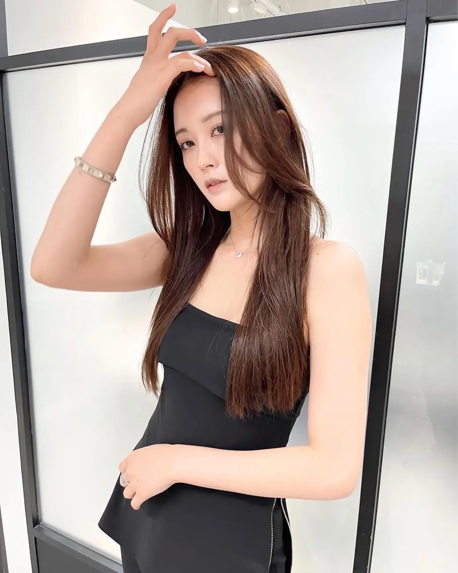 ロング 韓国風ヘア レイヤーカット カット ヘアカラー トリートメント 韓国レイヤーカット 髪質改善▫️水野有真のヘアスタイル