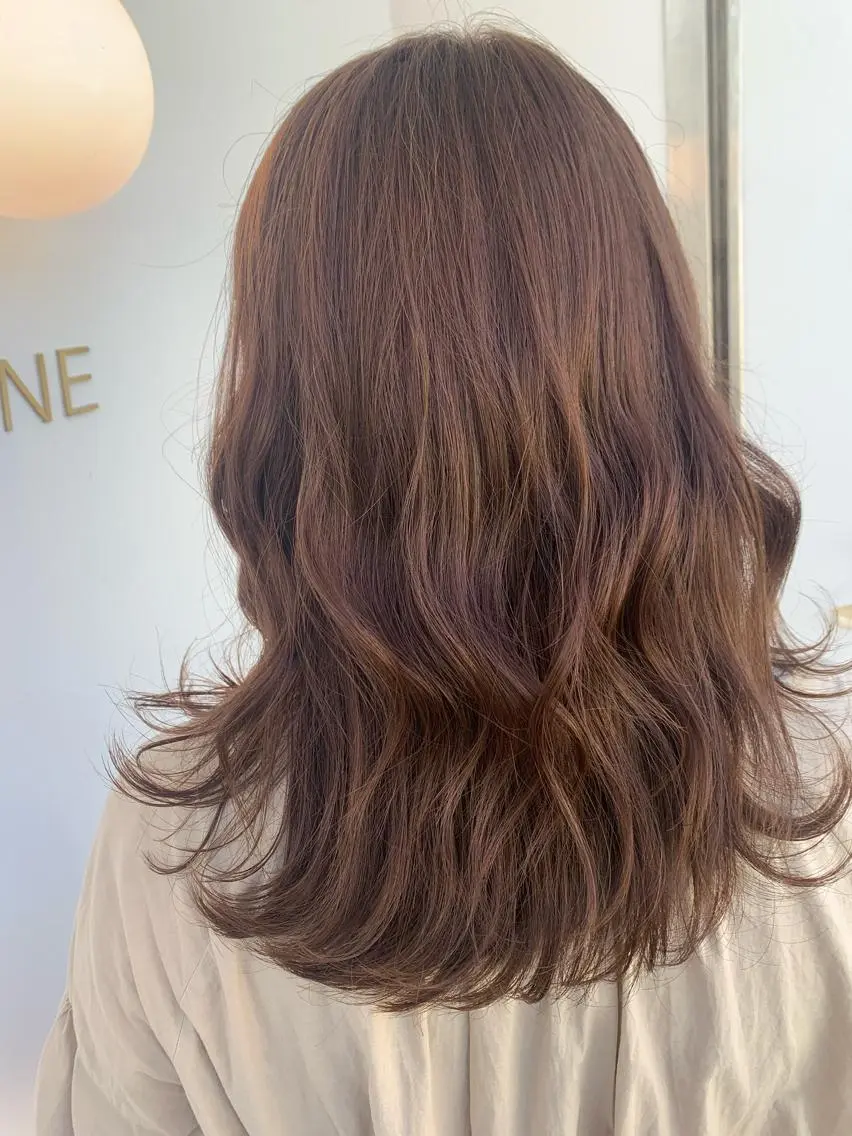 ミディアム カラー ベージュカラー ブリーチ ブリーチなしカラー ヘアカラー 中目黒🌼 🌼ハナのヘアスタイル