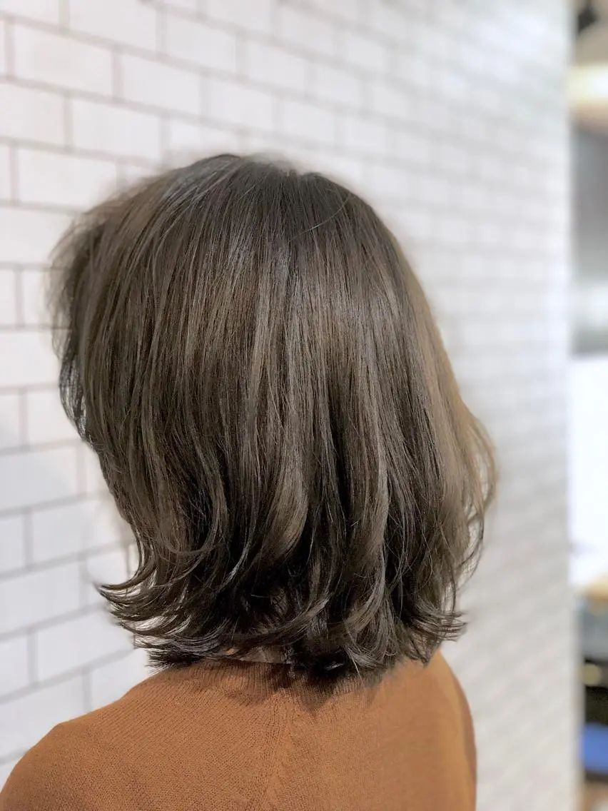 ショート カラー ヘアカラー トリートメント THREE 関根大のヘアスタイル
