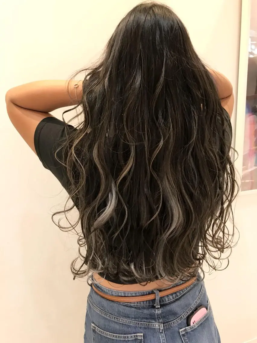 ロング カラー シールエクステ⭐️ オオミタクヤのヘアスタイル
